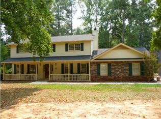 206 Shunn Way, Lilburn, GA 30047