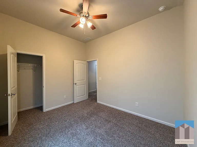 881 Franklin Mill Trce — Photo 34