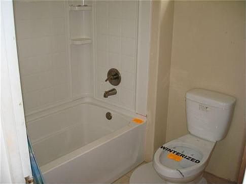 3rd image of 4341 Bellevista Dr