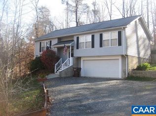 26 Riverside Dr, Palmyra, VA 22963