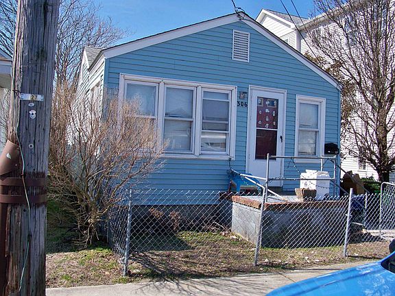 3rd image of 306 W Garfield Ave