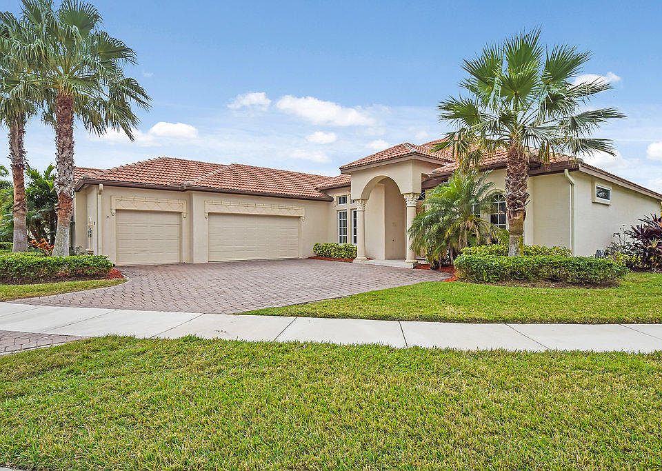 1st image of 877 SW Grand Reserves Blvd