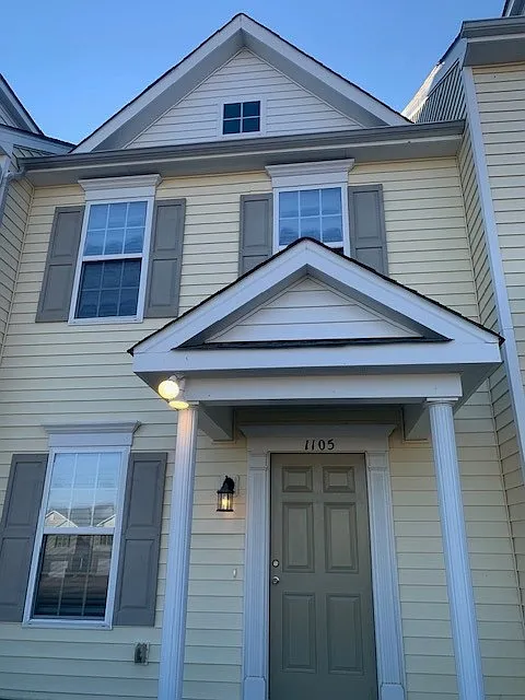 1105 Plexor Ln