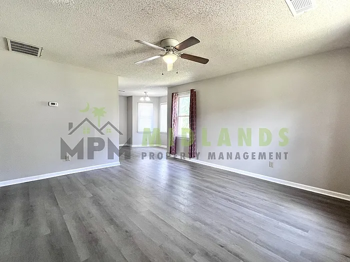 728 Bitternut Dr — Photo 3