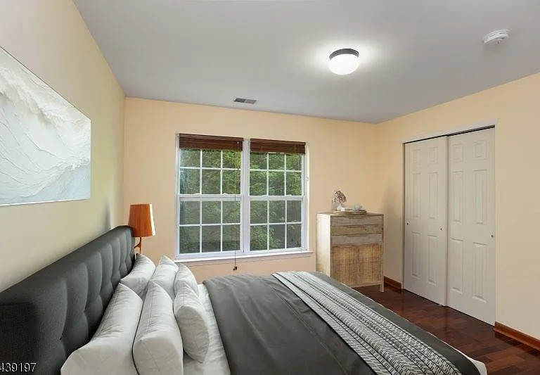 106 Wallace Ct — Photo 10