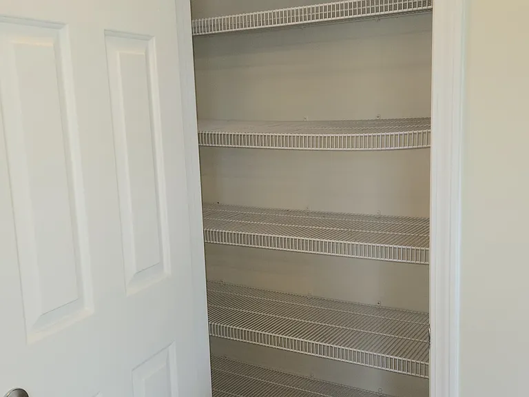 196 Sandspur Ct — Photo 35