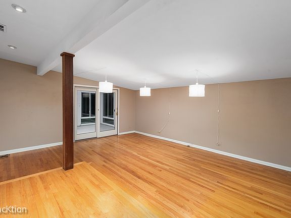 5th image of 240 Shady Ln