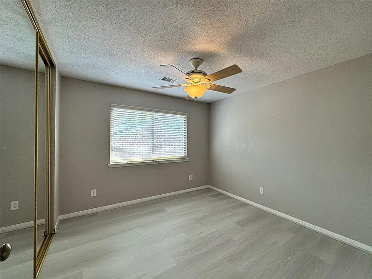 3406 Swift Creek Ct — Photo 28