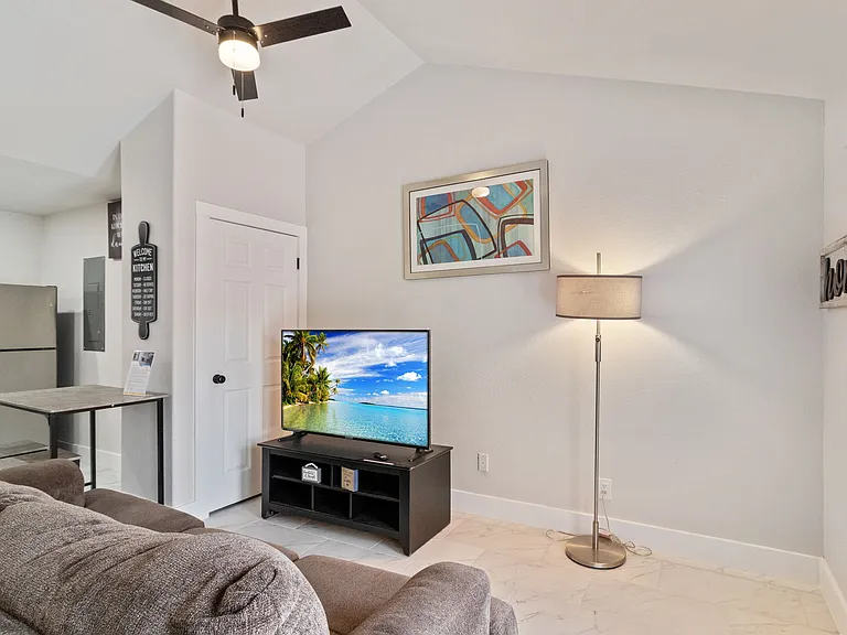 2831 Whisper View St — Photo 35