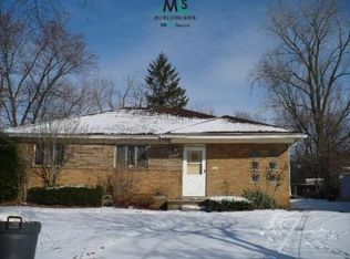 24330 Geneva St, Oak Park, MI 48237