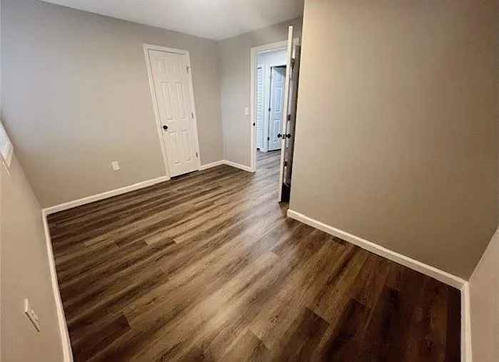 2 bed, 800 sqft, $1,025 — Photo 3