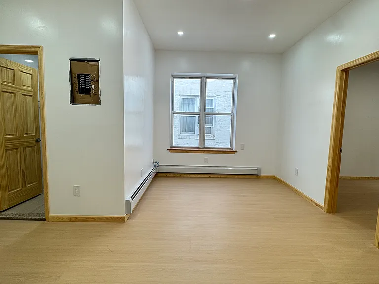 2349 62nd St #2-F — Photo 4