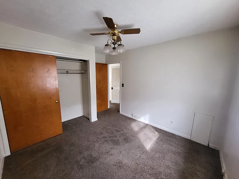 1260 McIntosh Ave #1 — Photo 6