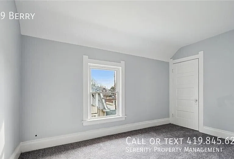 969 Berry St — Photo 10