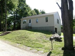 5 Park Ter, Auburn, MA 01501