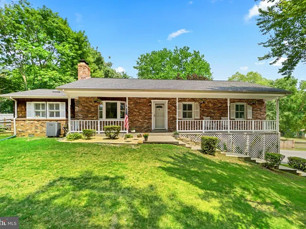 5821 Corporal Jones Ct, Mount Airy, MD 21771