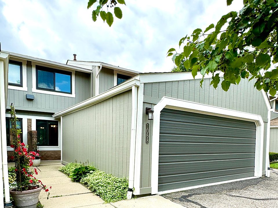 1st image of 1068 Washington Cir #110