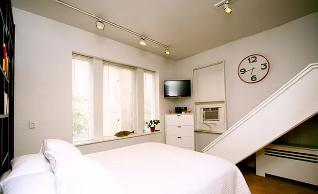 Rented by Brown Harris Stevens | media 24