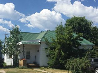 531 Washakie St, Lander, WY 82520