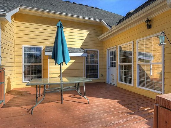 2nd image of 145 Northwood Creek Way
