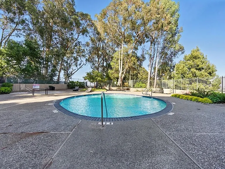 400 Davey Glen Rd — Photo 20