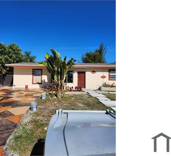 1630 NE 1st Ave, Pompano Beach