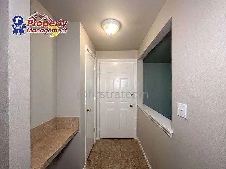 2895 W Malad St — Photo 13