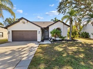 719 50th St E, Bradenton, FL 34208