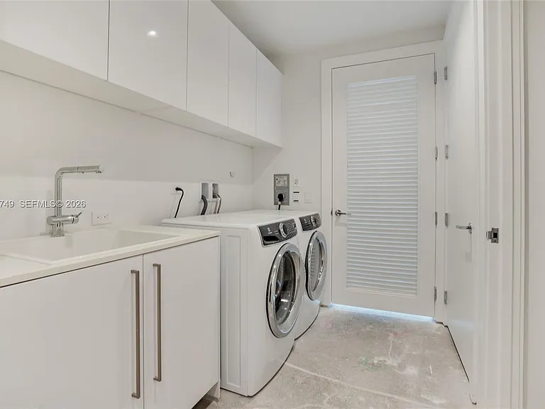 18501 Collins Ave #1804 — Photo 20