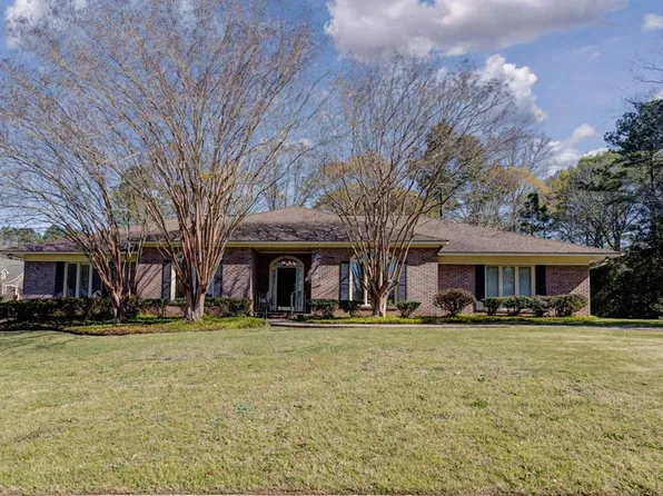 6378 Cape Cod Dr, Columbus, GA 31904