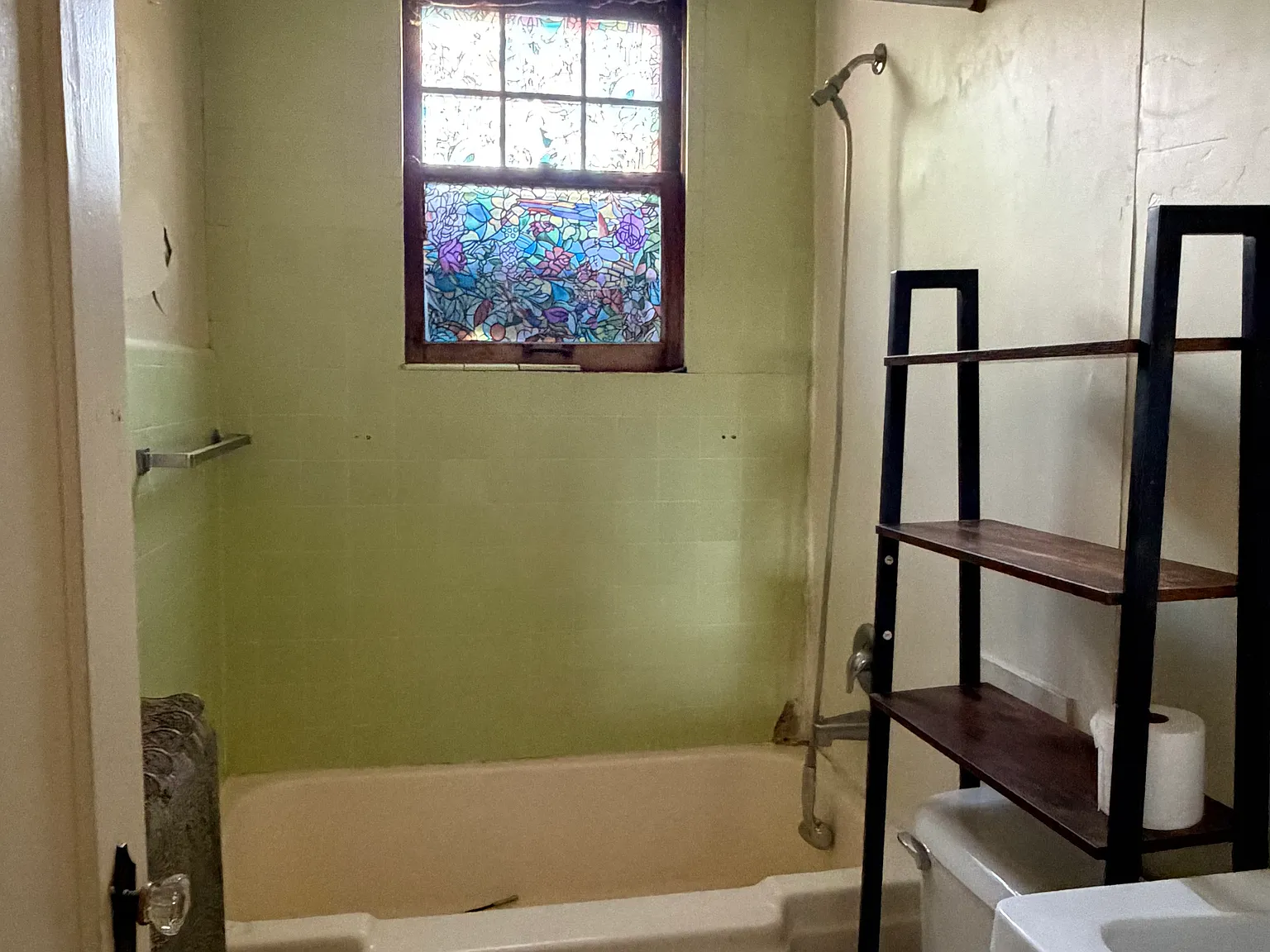 1 bed, 750 sqft, $1,100 — Photo 2