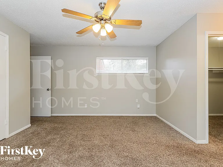 26218 Maplewood Dr — Photo 11