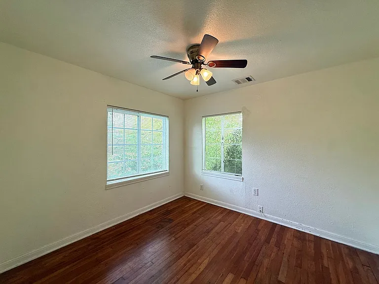 3305 Merrie Lynn Ave — Photo 14