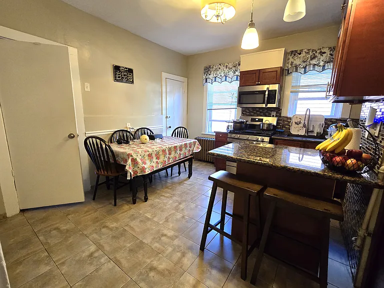 17 Melvin St #2 — Photo 6