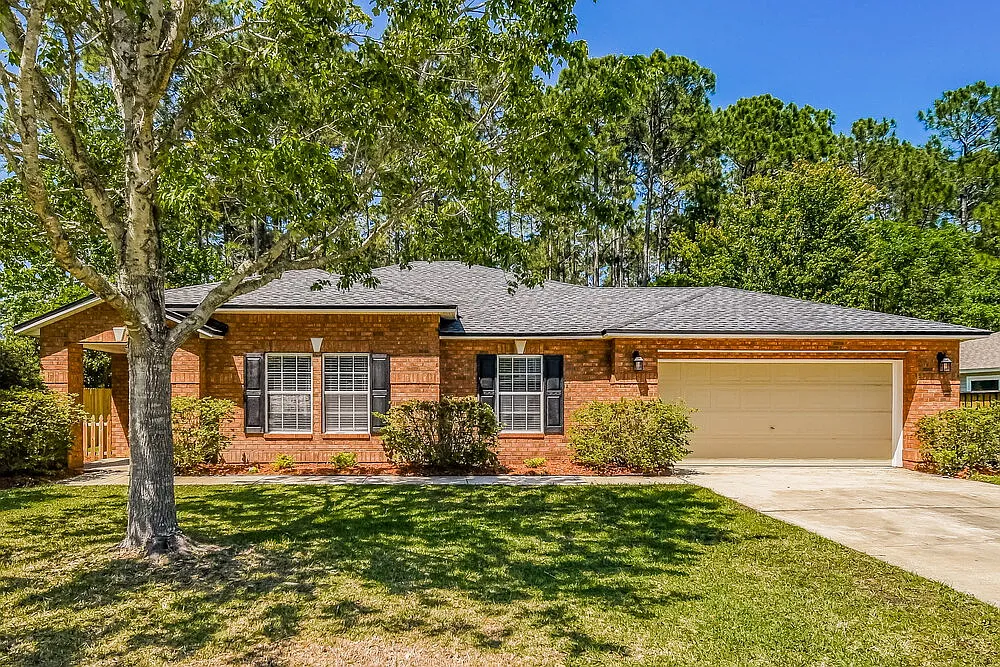 3 bed, 2.0 bath, 1601 sqft, $1,930 — Photo 1