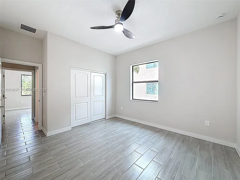 410 NW 41st St #410 — Photo 17