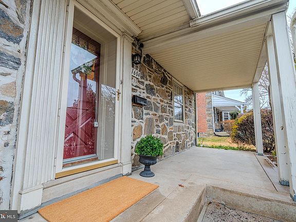 4th image of 1604 Earlington Rd