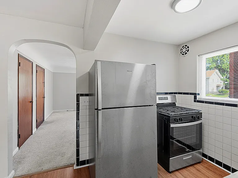 4216 Smith Rd #2 — Photo 6