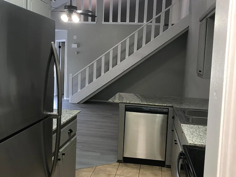 1903 Christie Dr #1903 — Photo 5
