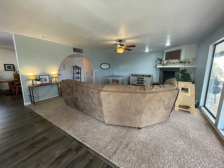 2046 Piccadilly Ln — Photo 21