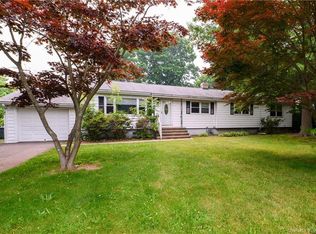 38 Belvedere Rd, North Haven, CT 06473