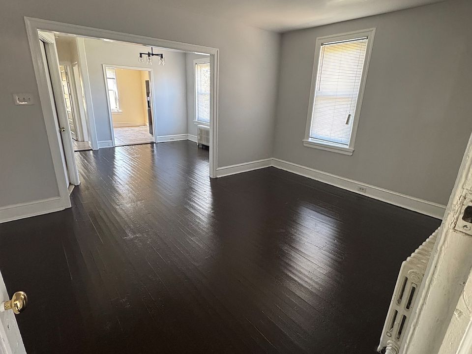 1st image of 147 Youngs Ave