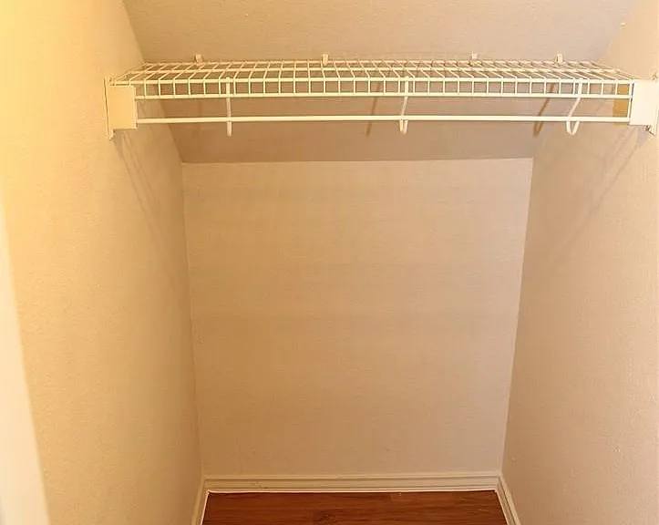 3414 Flowstone Ln — Photo 17