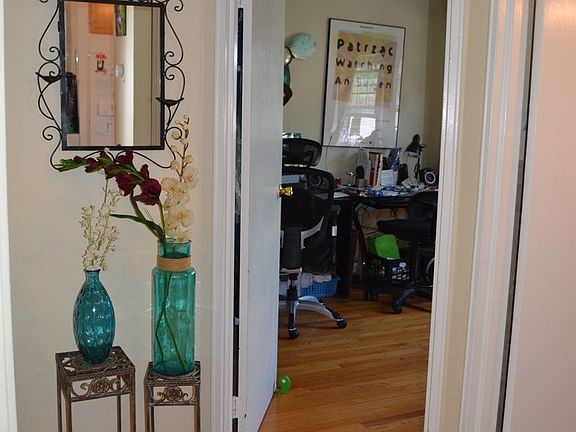 Hallway&SmallBedroom