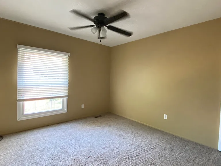 23525 Stonehenge Blvd — Photo 17