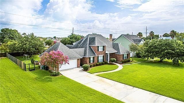 1st image of 1417 Stonebridge Dr