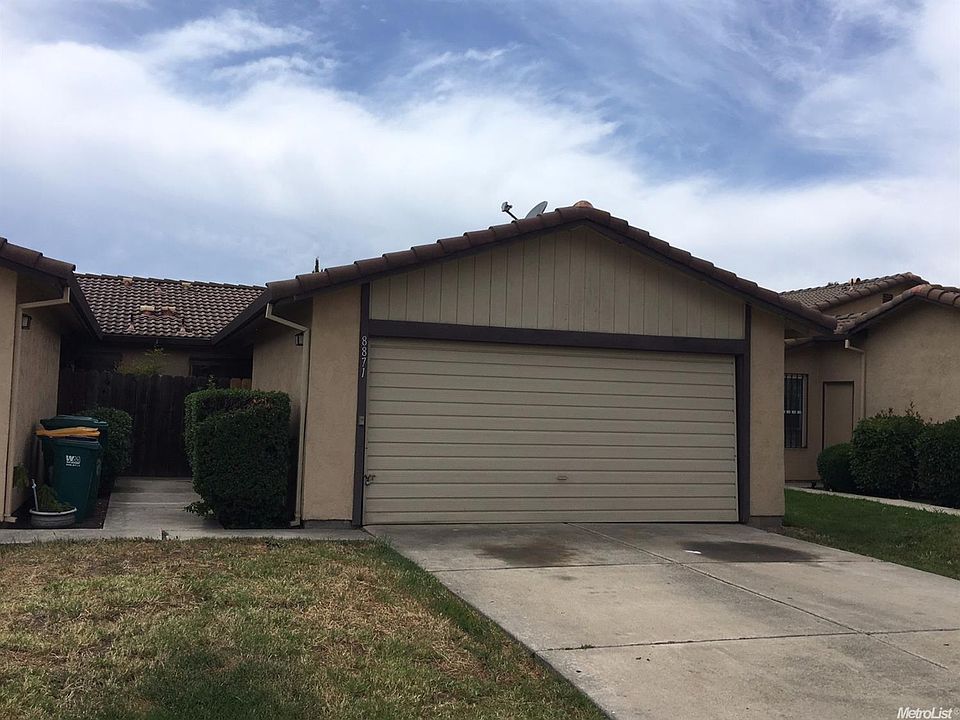 1st image of 8871 Fox Creek Dr