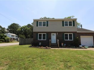 58 Hall Rd, Hampton, VA 23664