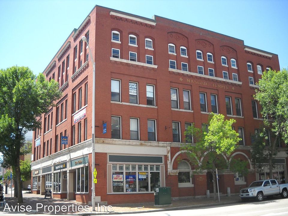 2nd image of 90 Washington St Ste 402