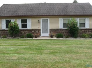 57 Naugatuck Way, Waterville, OH 43566
